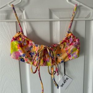 Skatie demi top size med